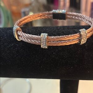 Rose Gold Crystal Embellished Twisted Wire Bracelet